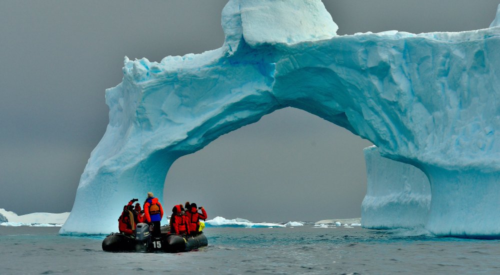 Communications, History & Geopolitics Positions in Antarctic and Southern Ocean Studies Image